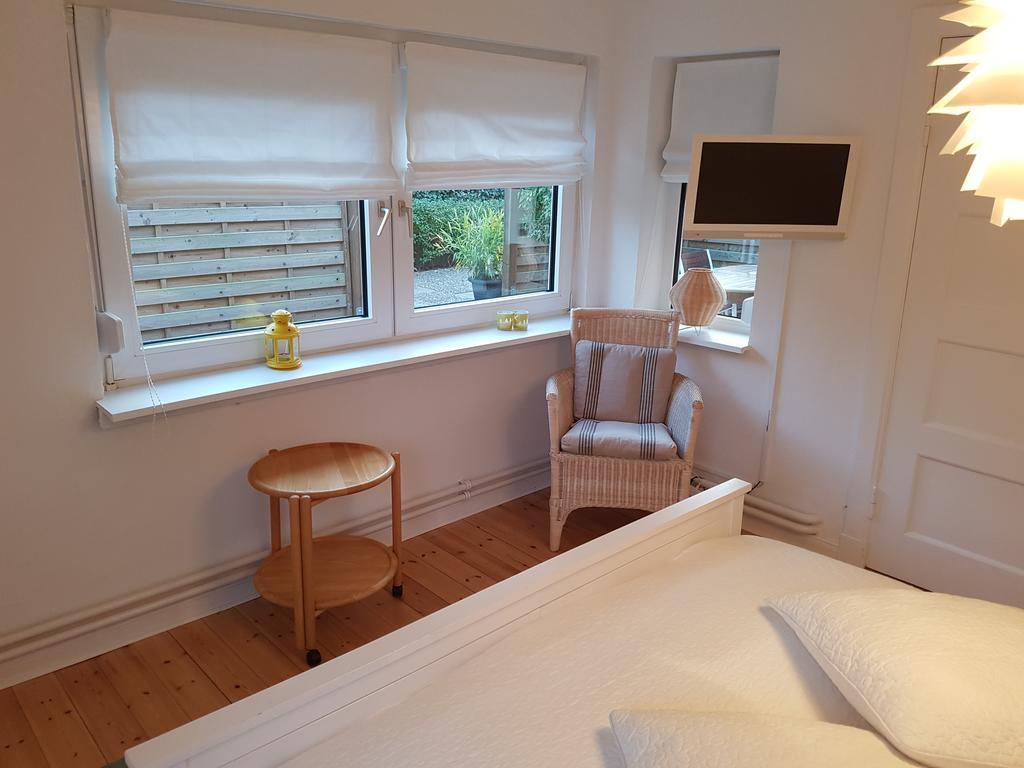 Haus Adele Villa Laboe Buitenkant foto